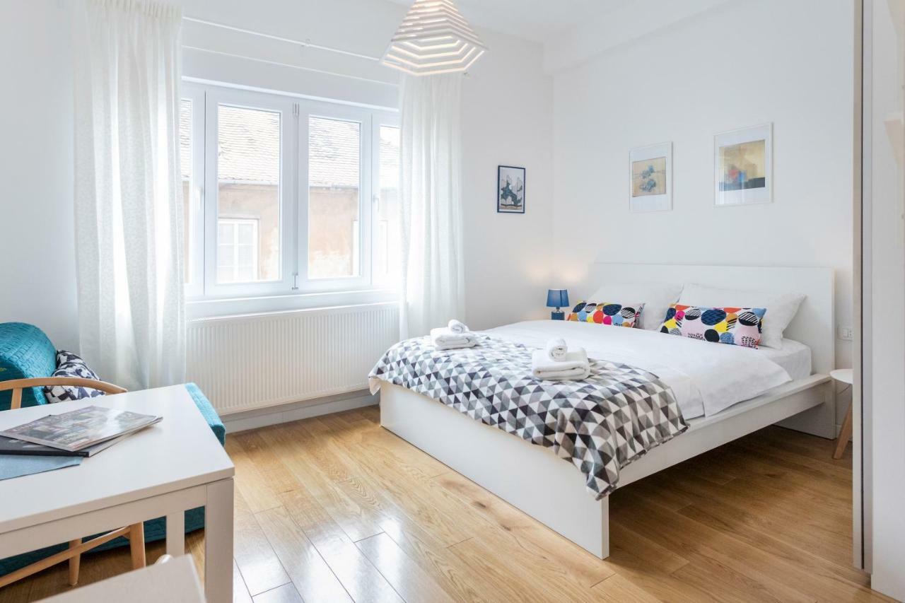 Studio Apartments Near Park Zrinjevac Zagreb Luaran gambar