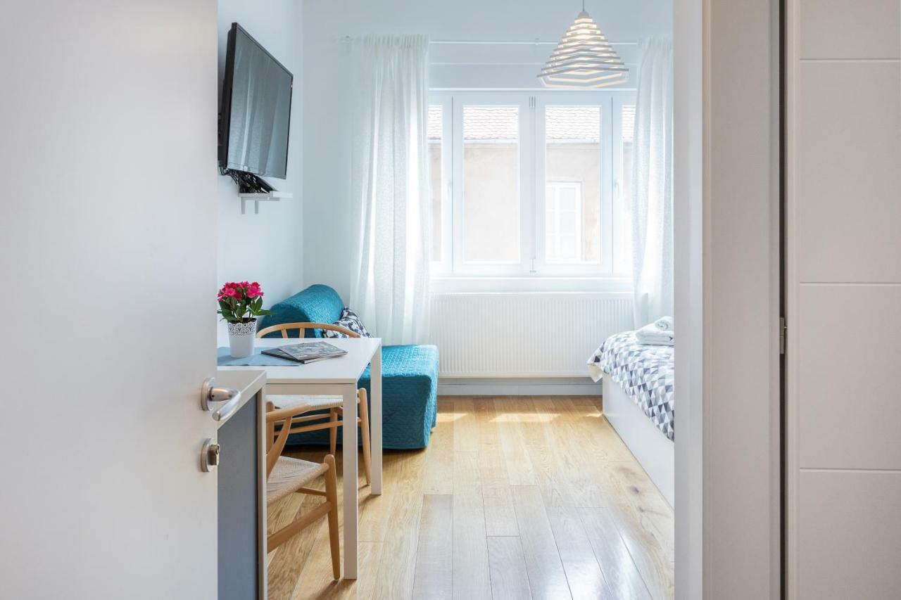 Studio Apartments Near Park Zrinjevac Zagreb Luaran gambar